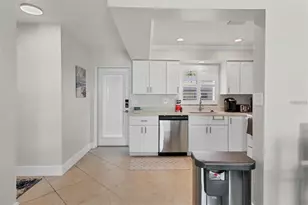 5830 Midnight Pass Rd, Sarasota, FL 34242 - Photo 10