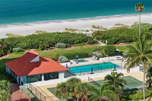 4525 Gulf of Mexico Dr, Longboat Key, FL 34228 - Photo 32