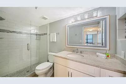 4525 Gulf Of Mexico Drive #204, Longboat Key, FL 34228 - Photo 24