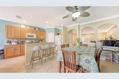 7927 Moonstone Drive #26-102, Sarasota, FL 34233 - Photo 14