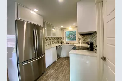 4564 Iola Drive, Sarasota, FL 34231 - Photo 8