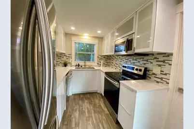 4564 Iola Drive, Sarasota, FL 34231 - Photo 10