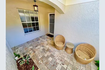 4005 Oakley Greene #19, Sarasota, FL 34235 - Photo 2