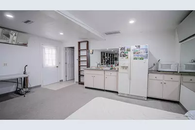 2421 47th Street, Sarasota, FL 34234 - Photo 26