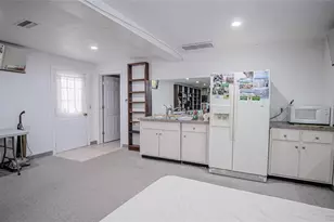 2421 47th St, Sarasota, FL 34234 - Photo 26