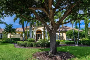 6906 Belmont Ct, Lakewood Ranch, FL 34202 - Photo 6