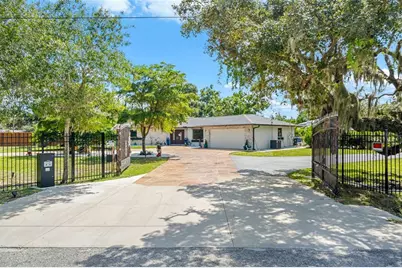 2660 57th Street, Sarasota, FL 34243 - Photo 2