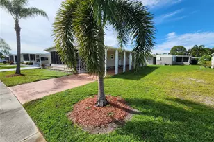 5408 Chateau Ln, Bradenton, FL 34207 - Photo 4