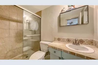 5302 Las Rosas, Sarasota, FL 34242 - Photo 20