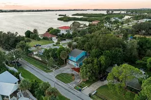 1613 Wharf Rd, Sarasota, FL 34231 - Photo 72