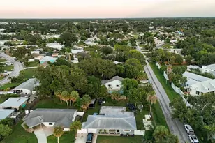 1613 Wharf Rd, Sarasota, FL 34231 - Photo 76
