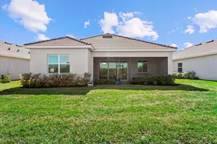 17602 Santorini Ct, Venice, FL 34293 - Photo 38