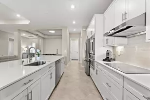 17602 Santorini Ct, Venice, FL 34293 - Photo 14