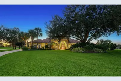 8250 Hugh Alison Place, Sarasota, FL 34240 - Photo 2