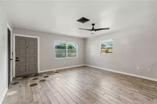 904 66th Ave W, Bradenton, FL 34207 - Photo 4
