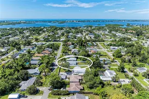 1841 Joyce St, Sarasota, FL 34231 - Photo 2