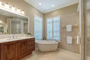 8008 Royal Birkdale Cir, Lakewood Ranch, FL 34202 - Photo 46