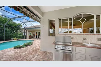 8008 Royal Birkdale Circle, Lakewood Ranch, FL 34202 - Photo 64