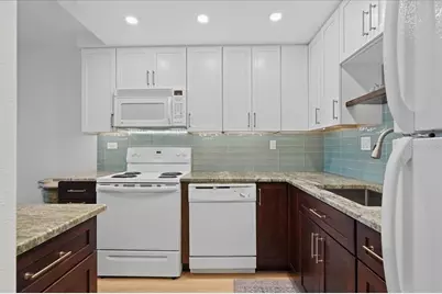 420 64th Avenue #208, Saint Pete Beach, FL 33706 - Photo 16
