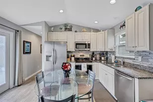 3867 Almond Ave, Sarasota, FL 34234 - Photo 16