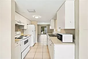 5310 26th St W, Bradenton, FL 34207 - Photo 10