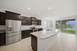 3940 Mossy Limb Ct, Palmetto, FL 34221 - Photo 10