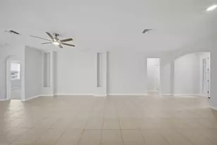 3940 Mossy Limb Ct, Palmetto, FL 34221 - Photo 8