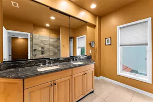 1685 Laurel St, Sarasota, FL 34236 - Photo 24