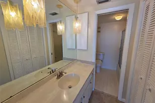 7100 Sunshine Skyway Ln S, Saint Petersburg, FL 33711 - Photo 10