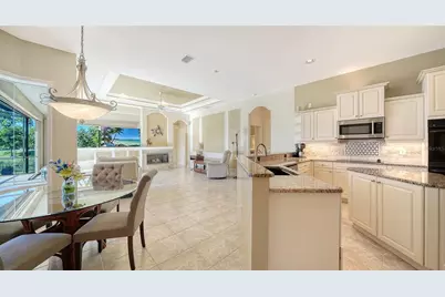 8922 Bloomfield Boulevard, Sarasota, FL 34238 - Photo 10