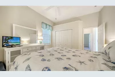 8922 Bloomfield Boulevard, Sarasota, FL 34238 - Photo 28