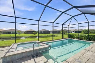 4952 Fairhope Cir, Lakewood Ranch, FL 34211 - Photo 32