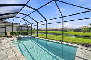 4952 Fairhope Cir, Lakewood Ranch, FL 34211 - Photo 34
