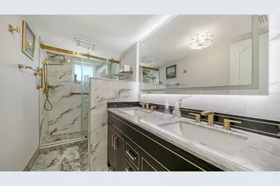 3808 Gulf Of Mexico Drive #E412, Longboat Key, FL 34228 - Photo 26