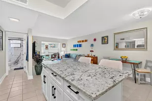 611 Gulf Dr N, Bradenton Beach, FL 34217 - Photo 8