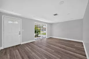 18321 Wolbrette Cir, Port Charlotte, FL 33948 - Photo 8