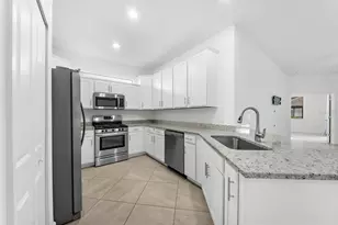 15942 Clear Skies Pl, Bradenton, FL 34211 - Photo 8