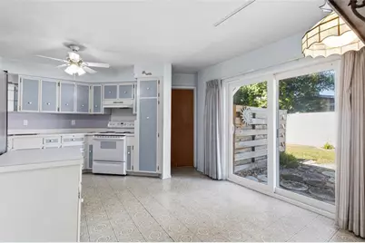 3921 Pin Oaks Street, Sarasota, FL 34232 - Photo 14