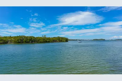 4887 Peregrine Point Circle E, Sarasota, FL 34231 - Photo 62