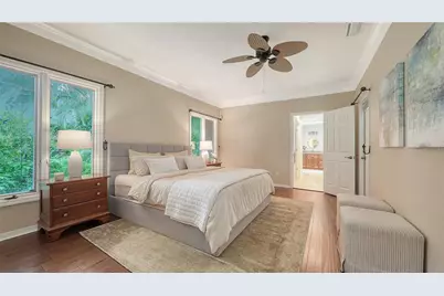 4887 Peregrine Point Circle E, Sarasota, FL 34231 - Photo 22
