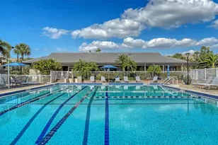 4887 Peregrine Point Cir E, Sarasota, FL 34231 - Photo 56