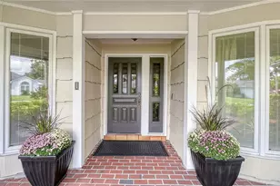 4887 Peregrine Point Cir E, Sarasota, FL 34231 - Photo 4