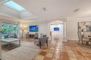 4887 Peregrine Point Cir E, Sarasota, FL 34231 - Photo 10