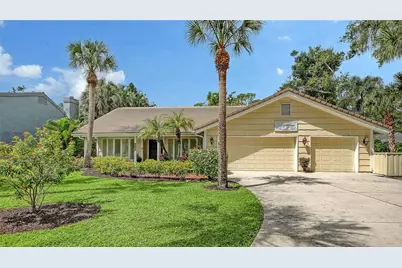 4887 Peregrine Point Circle E, Sarasota, FL 34231 - Photo 2