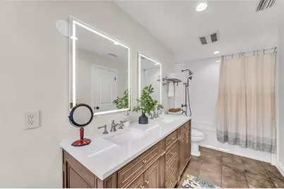 301 Ponce De Leon Avenue, Venice, FL 34285 - Photo 26