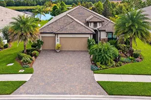 800 Tailwind Pl, Sarasota, FL 34240 - Photo 10