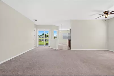 6407 67th Street E, Bradenton, FL 34203 - Photo 4
