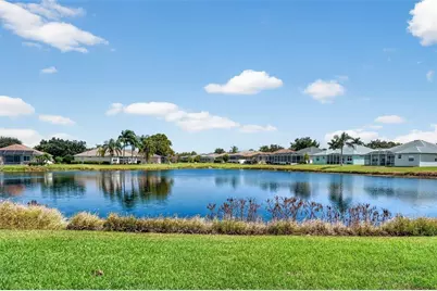 6407 67th Street E, Bradenton, FL 34203 - Photo 2