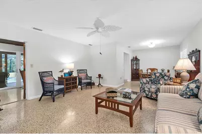 7106 Palm Drive, Holmes Beach, FL 34217 - Photo 8