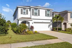 3343 Hilltop Cir, Lakewood Ranch, FL 34211 - Photo 2